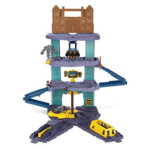 Hot Wheels DC Universe Expanding Batcave, Play Set