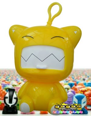 Magic Box Int Gogo'S Crazy Bones Power Series 4 Molly Yellow Box With 10 Random Gogos Included