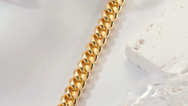 Pulsera de oro 14K para hombre estilo cubana miniatura 7