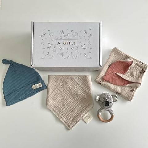 Minifolk Newborn Gift Set with Rattle Cover