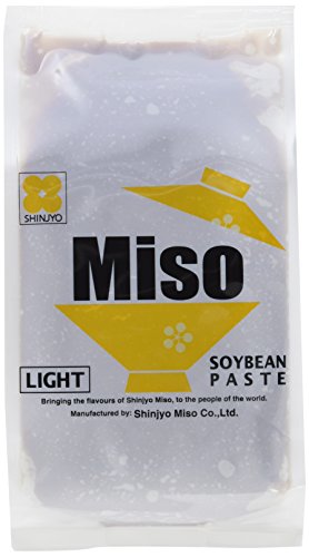 Shinjyo Shiro Miso - Helle Miso-Suppenpaste aus Japan - Ideal zum Kochen von Misosuppe oder zum Würzen von Dressings & leichten Marinaden - 1 x 500 g Cover