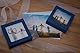 USB-Stick Geschenkbox. Fotobox mit Bildfenster für USB-Stick. Erinnerungsbox für Fotos & Videos. Elegante Aufbewahrung. (Blue)