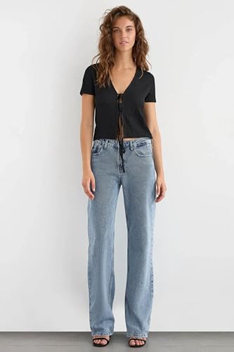 Short Sleeve Tie-Up Detail Blouse2