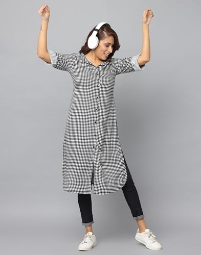 Image of Women's Shirt Collar Kurta with Front Full-Length Placket, Button Straight Cut, 3 /4th Sleeve, Side Pockets