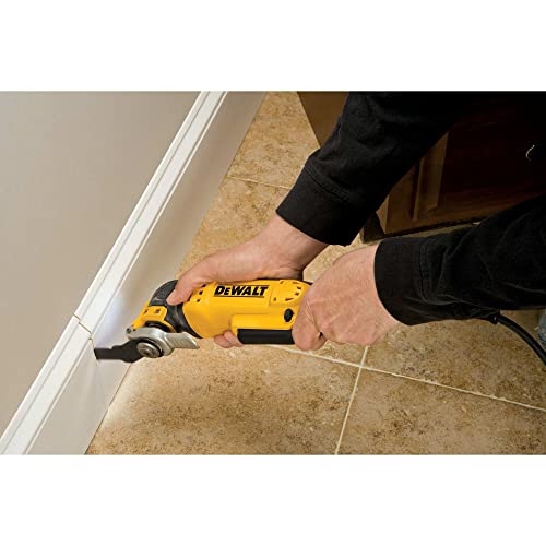 Dewalt Multi-Tool Bi-Metall Sägeblatt DT20703 (67 x 30 mm, mit Multi-Fit-Aufnahme, für den Einsatz in Hartholz, Kunststoff & Gipskarton)