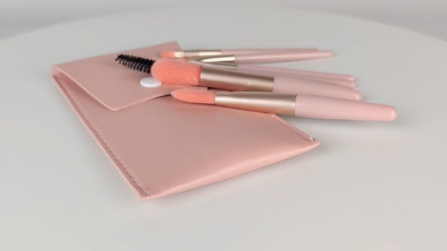 Watch Makeup Brush Set on Amazon Live