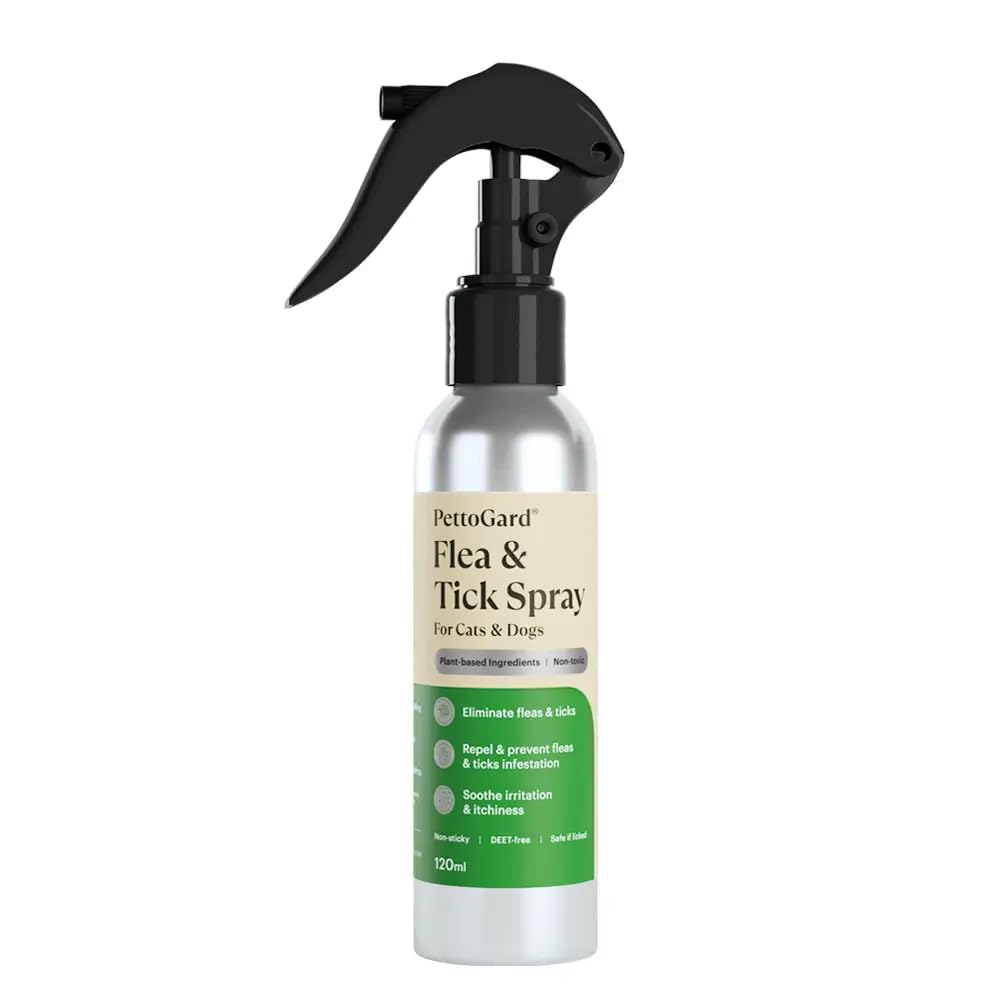 PettoGard Flea & Tick Spray, Plant-Based Natural Pest-repellent, 120ml, with Cedarwood Oil, Neem Seed Oil & Lemongrass Oil, DEET-Free