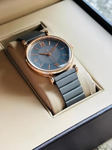 Image of EVRGLOW Analogue Wrist Watches for Women's Luxury Dial with Roman Marker Round Dial Stainless Steel Watch