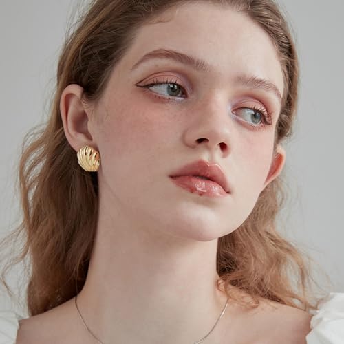 SmileBelle Gold Shell Earrings for Women, 14k Gold Starfish Stud Earrings as Summer Earrings for Her, Chunky Seashell Beach Jewelry for Vacation, Summer Accessories to Matching Seashell Dress4