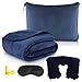 Produktbild Reisedecke Flugzeug, Verwandlungskissen 2 in 1, Flugzeugdecke mit Kopfkissenbezug und Ohrstöpsel, Kissen Decke, Weiche & Warme Decke Flugzeug für Urlaub, Büro, Zuhause, Geschäftsreisen (Dunkelblau)
