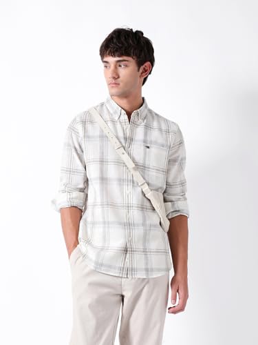 Image of THE BEAR HOUSE Men Cotton Checked Slim Fit Casual Shirt