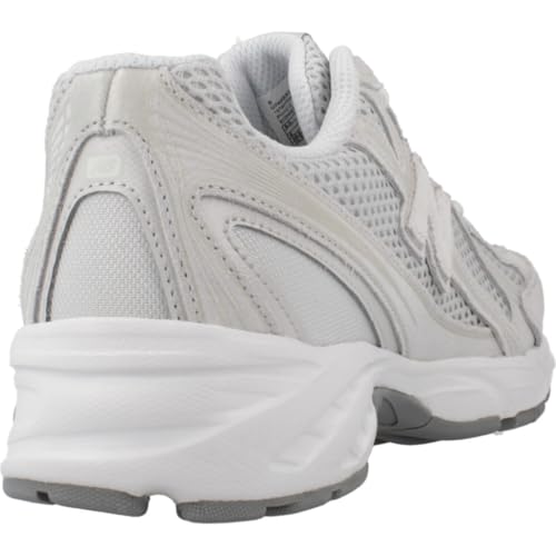 Image of New Balance Men's MC996 Lightweight Tennis Shoe