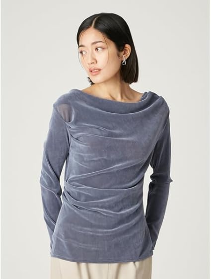 ⭐️様　　カタクリ デコルテタックフロッキーチュールトップス(カットソー