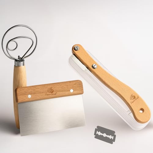SauerSoul Premium Sauerteig Backset – 3 unverzichtbare Brotback-Werkzeuge: dänischer Schneebesen, Teigkarte & Brotmesser – mit Holzgriffen, Bio & ergonomisch – Schönes Geschenk für Brotliebhaber.