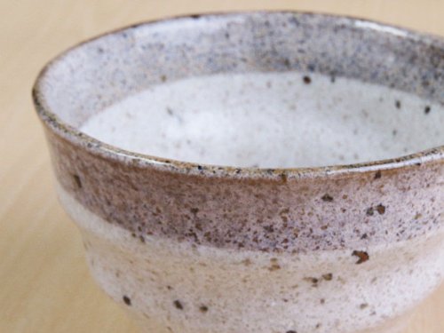 Amazon | 美濃焼 茶碗 ごつごつ 白 うのふ 汁碗 カフェオレ 抹茶 | 飯碗