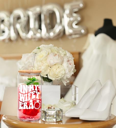 Mozaba Bridal Shower Gift - Cute Cool Wedding Day Idea for Bride to Be, Future Mrs, Bachelorette - In My Wifey Era Glass Cup Tumbler