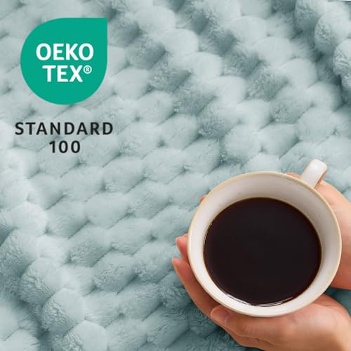 Vielit Kuscheldecke Flauschig 150x200 cm – Ultraweiche Fleecedecke für Couch & Sofa, Warme Wohn- & Kuscheldecke, Leichte Sofadecke, Gemütliche Couchdecke, Atmungsaktiv & Pflegeleicht Decke Grün