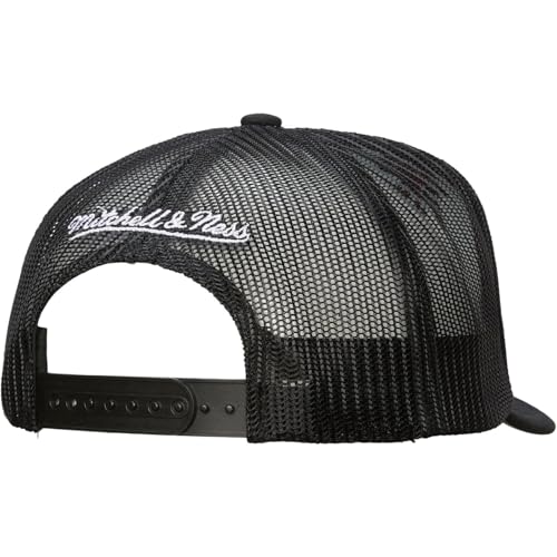 Mitchell & Ness Lakers Cap évite la chaleur grâce à sa maille filet aérée