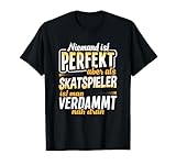 Klassisch geschnitten, doppelt genähter Saum.