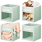 MANEJABLE: Estas grandes cajas de almacenaje miden 26,7 cm x 26,7 cm x 27,9 cm cada una y ofrecen espacio extra en el dormitorio o el cuarto de los niños. Se adaptan a cada estantería o armario.