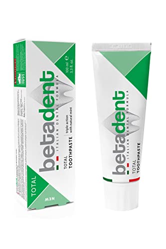 Betadent DENTIFRICIO TOTAL Tripla azione anti placca, tartaro, carie, gengive infiammate. Con Menta Naturale, Alito fesco - Maxi formato 100 ml
