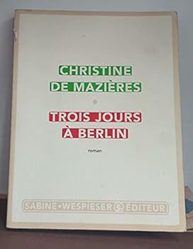 Paperback Trois jours à Berlin [French] Book