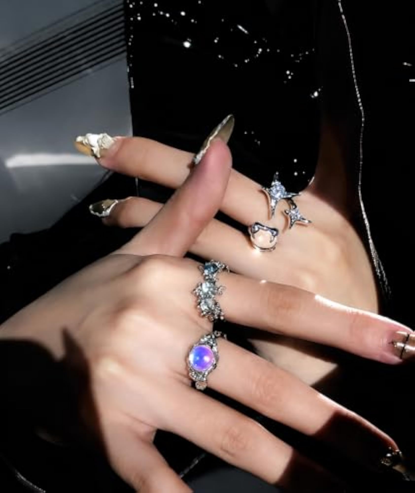 4 Pcs Y2K Unisex Gothic Rings for Individual Style Expression