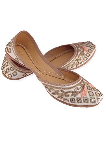 Women's Marguerite Daisy Gold Genuine Soft Leather Embroidered Jutis | Bite and Pinch Free Jutti | Punjabi Formal Juttis | Girl's Indian Wedding Flat Ladies Mojari | Formal Ethnic Juti |