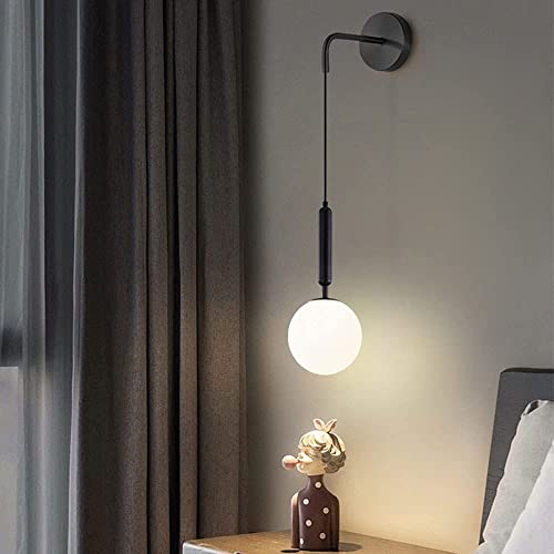 Luminaire mural globe au style nordique et finitions soignées