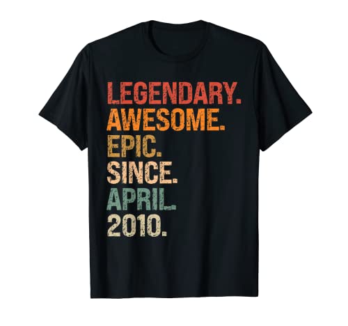 Legendary Awesome Epic Since April 2010 13 cumpleaños regalos Camiseta