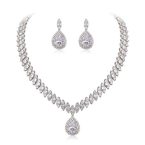 Ever Faith N08540-1 Women'S Cz Marquise-Shaped Leaf Teardrop Pendant Necklace Earrings Set Clear Silver-Tone cover