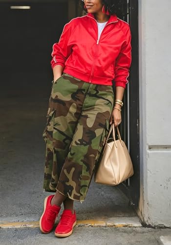 Image of Women's Barrel Camo Pants High Waisted Wide Leg Peated Palazzo Camouflage Capris Baggy Y2k Army Fatigue Trousers