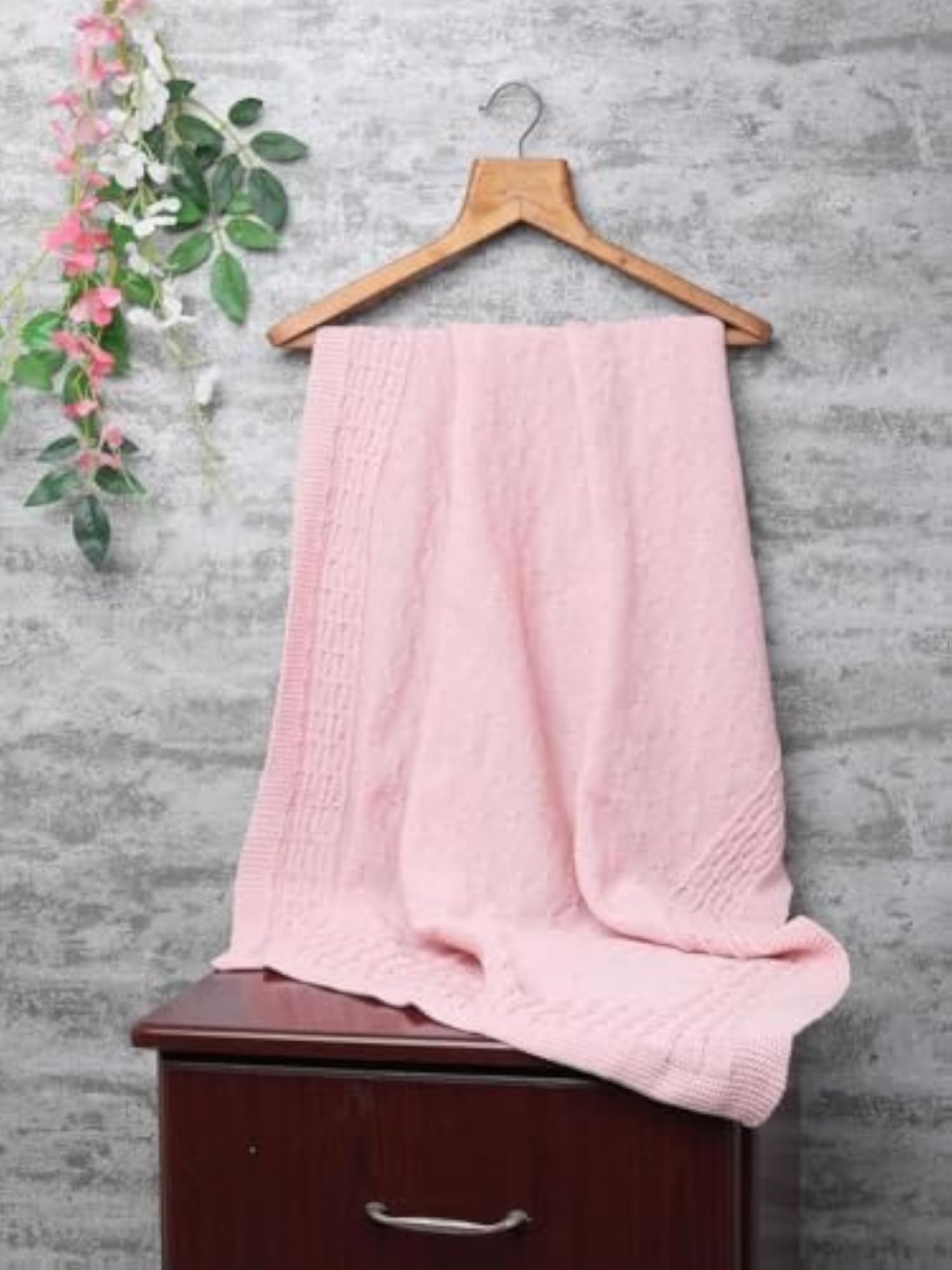 500 GSM Knitted Single Baby Blanket, Soft & Cozy for Newborns