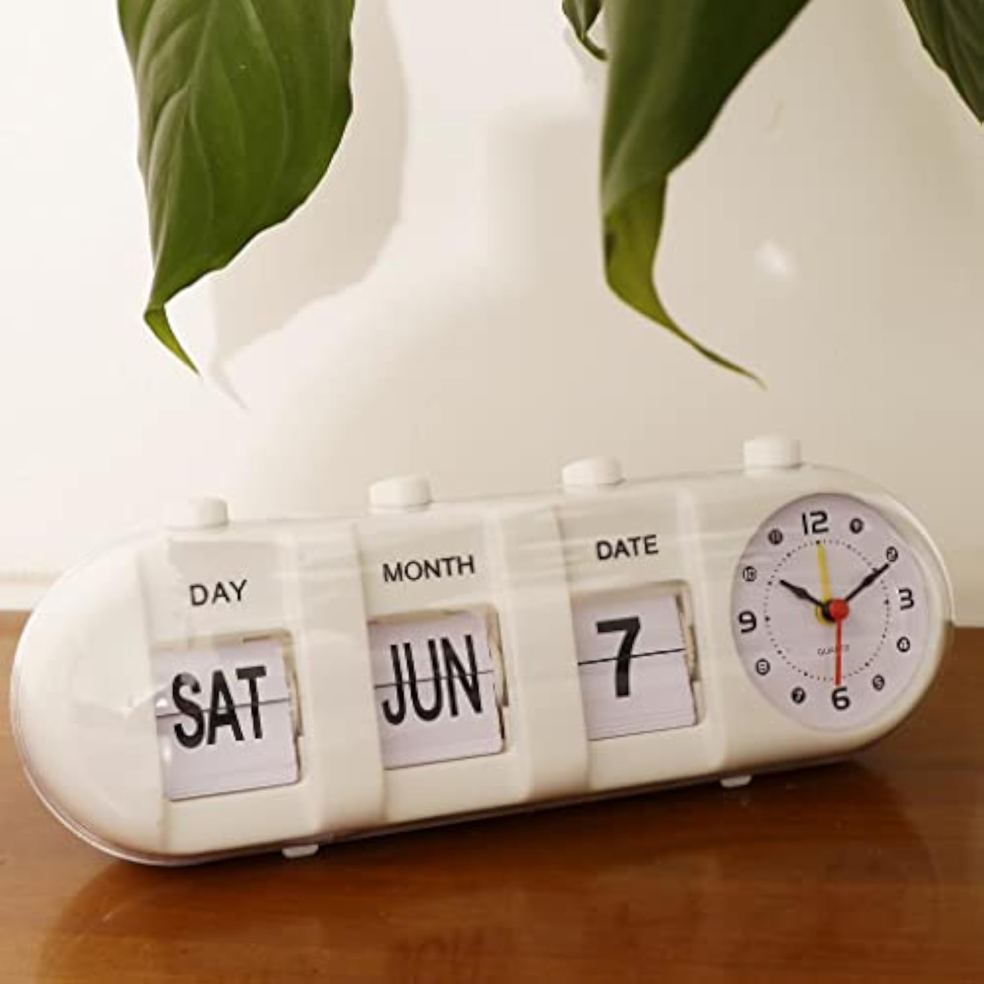 Creative Digital Manual Flip Down Clock Desk Stand Page Quartz Clock White