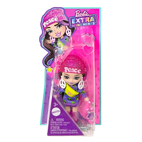 Barbie Extra Mini Minis - HLN46 - Poupée articulée 8.5 cm avec Robe Pull imprimé Extraterrestre et Bonnet Peace