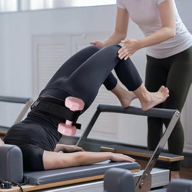 Exercise Hip Thrust Belt For Dumbbells Heavy, Kettlebells, Plates, Slip Extra Padding That Protects Your Hips, Hip Thrust Band for All Shapes, Hip Thrust Belt for Gym, Home, and On-the-Go Workouts