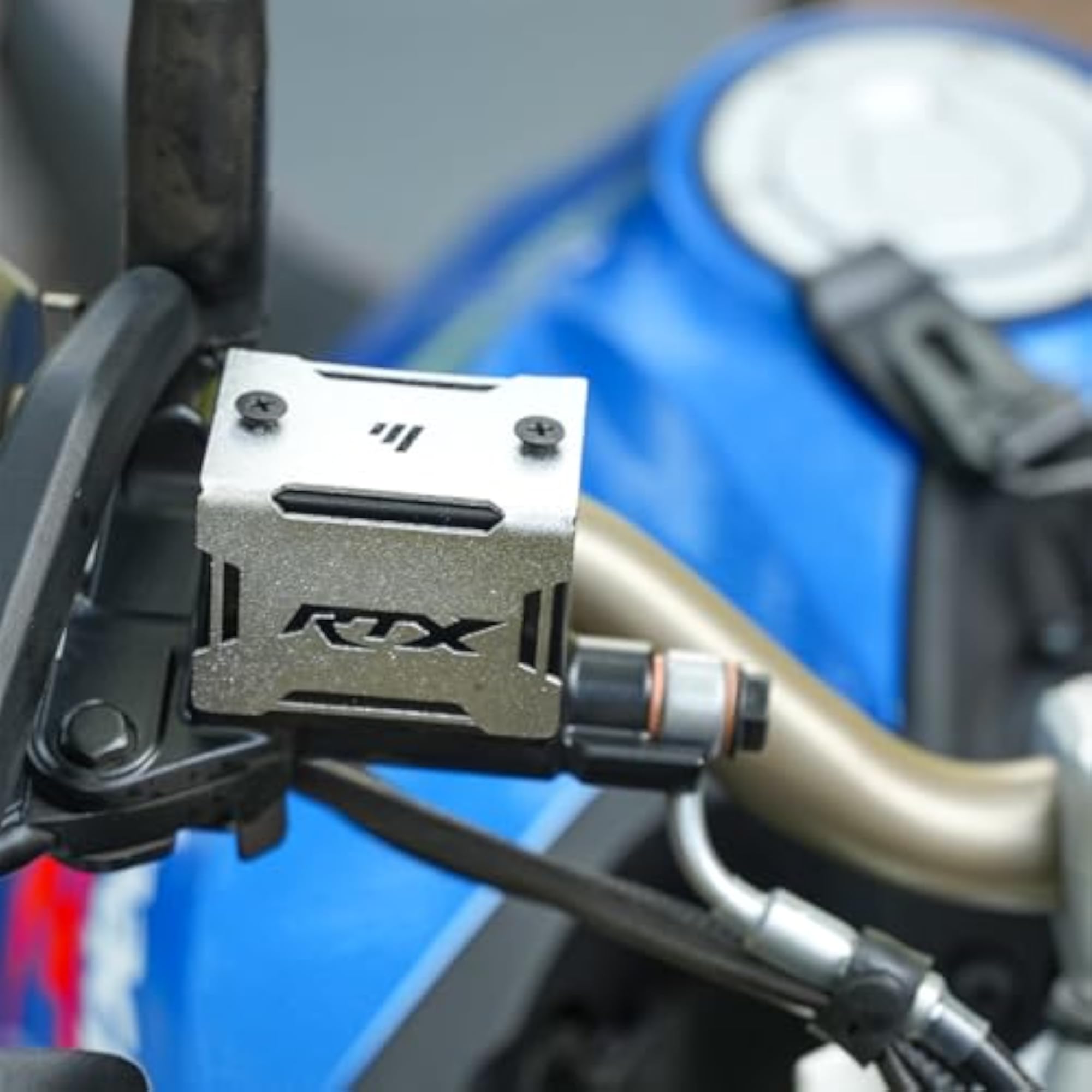 Apache RTX 300 Front Disc Cap