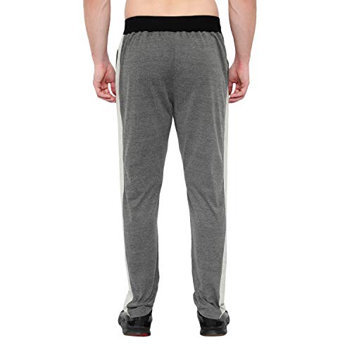 Image of Men's Regular Fit Trackpants