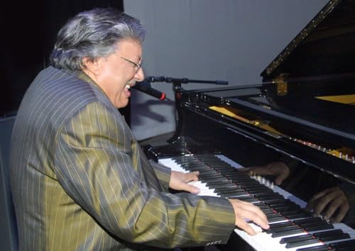 Arturo Sandoval Piano Performance Miami 2001 Poster 16x20