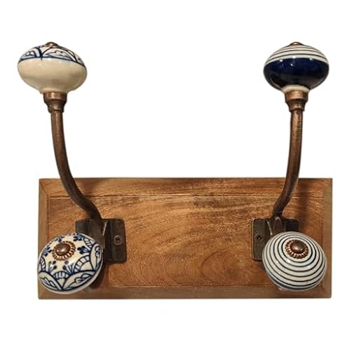 BY SIGRIS ORIGEN Home Decor Percha 2 Pomos Percheros | Marrón - 20x25x12cm, Decoración Vintage para Pared | Ya disponible en tu tienda friki favorita! En mundofriki.es! BY SIGRIS ORIGEN Home Decor Percha 2 Pomos Percheros | Marrón - 20x25x12cm, Decoración Vintage para Pared | Ya disponible en tu tienda friki favorita! En mundofriki.es!