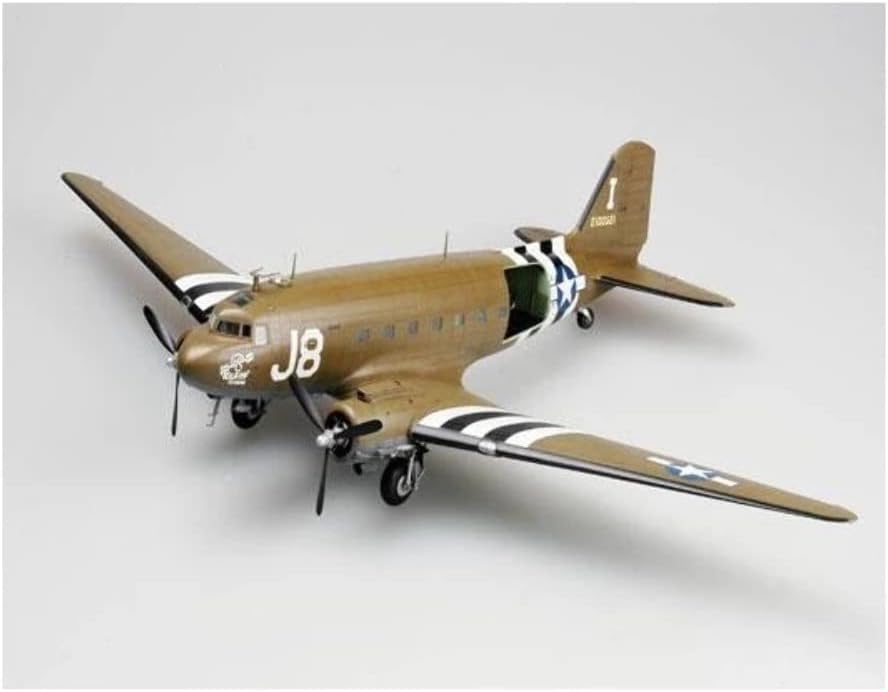 Trumpeter 1/48 C47A Skytrain Military Transport Aircraft Model Kit (TSM-2828)