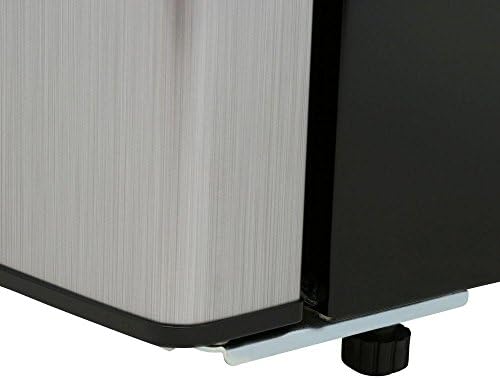 Adjustable leveling leg of the Magic Chef refrigerator