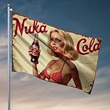 Möchten Sie eine Flagge, die sowohl stilvoll als auch funktional ist? Unser Produkt ist die perfekte Wahl! Mit Doppelnähten und Messingösen für zusätzliche Stärke, entworfen, um den Elementen standzuhalten. Außerdem ist es leicht zu reinigen – einfach in die Wäsche werfen. Outdoor-Dekoration