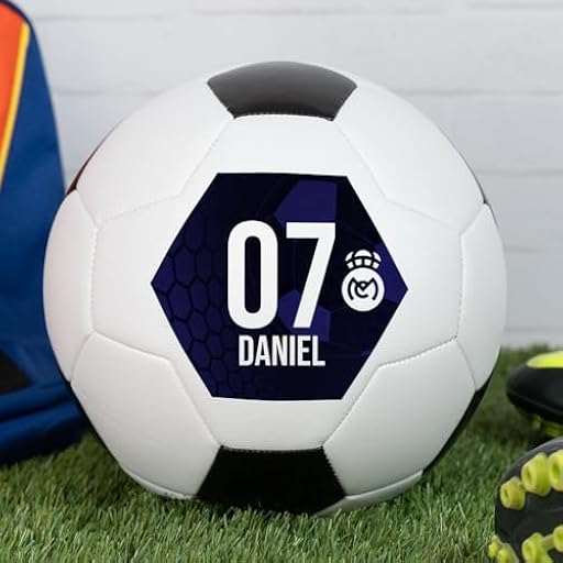 Wanapix | Balón de Fútbol Madrid Personalizado | Pelota de Fútbol con Nombre y Número | Dorsal y Texto | Premium | Madrid | Ya disponible en tu tienda friki favorita! En mundofriki.es!