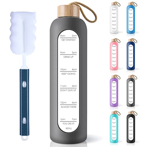 PROBTTL 32 Oz Borosilicate Glass Water Bottle with Time Marker Reminder Quotes 1 Liter Leak Proof Reusable BPA Free Motivational Water Bottles with Silicone Sleeve and Bamboo Lid (Grey)