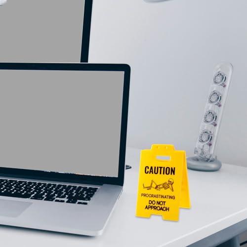 Do Not Approach Schilder, Lustige Schreibtisch Warnschilder Bürodekoration für Frauen Kollegen Sarkastische Schreibtischaccessoires (Prokrastinierend)