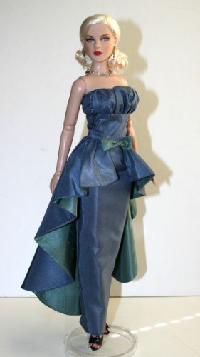 Waterfall Printed Sewing Pattern for 17