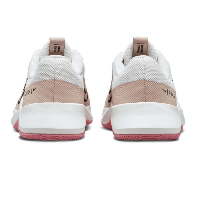 Image of Nike Women Lace Up Running Shoes