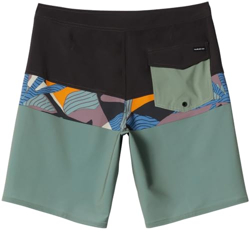 Quiksilver - Mens Surfsilk Panel 20 Boardshort, Color Seaspray Beach Club Casual Ss, Size: 342