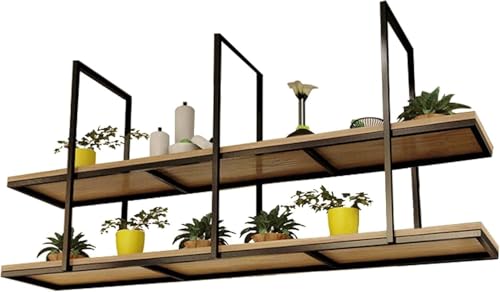 Étagère de plafond pour optimiser une petite cuisine encombrée